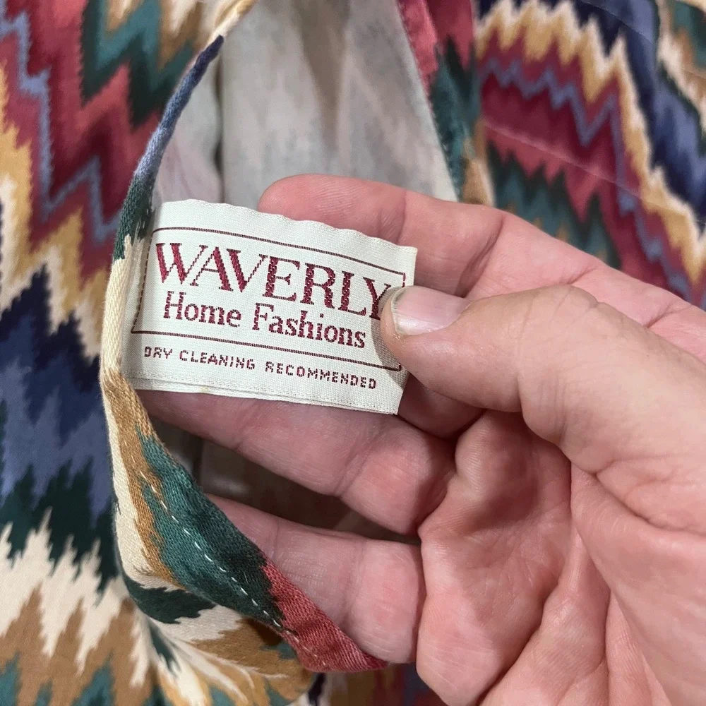 Vtg Waverly Home Fashions Flame Stitch Ikat Valance 72x15 Southwestern Boho Blue